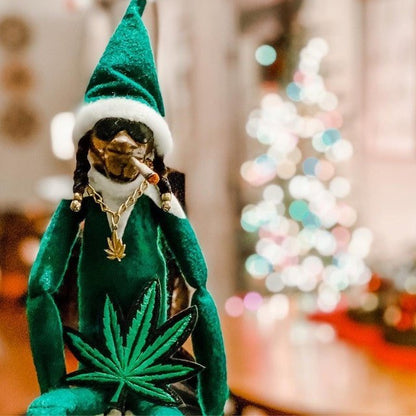 2024 NEW💖 Snoop On Stoop Christmas Elf Doll