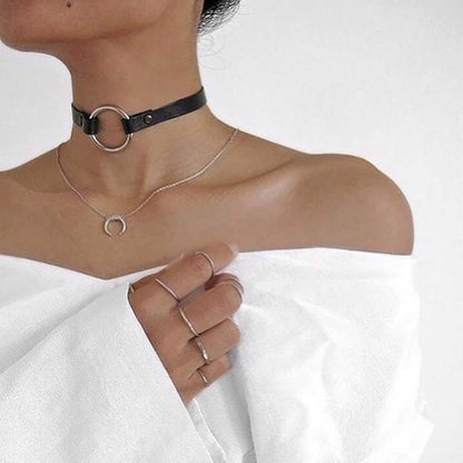 Gala's Choker Collar